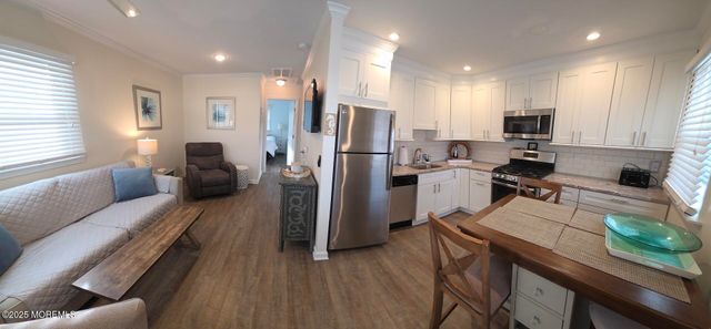 3201 Route 35 N B, Lavallette, NJ 08735