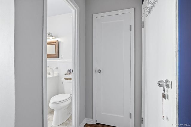 33 Fieldstone Drive G4, Hartsdale, NY 10530