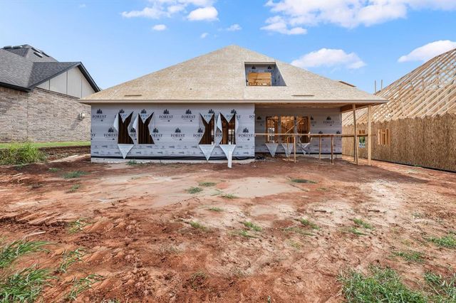 8409 NW 153rd Street, Edmond, OK 73013