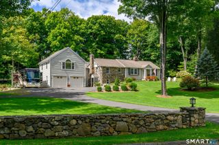 141 Head Of Meadow Road, Newtown, CT 06470