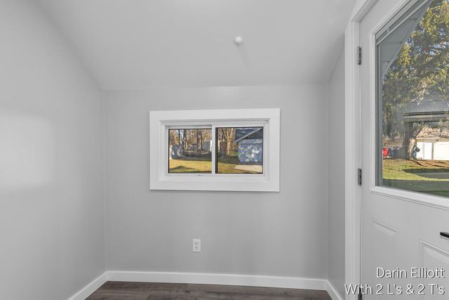 720 W Lincoln Avenue, Ionia, MI 48846