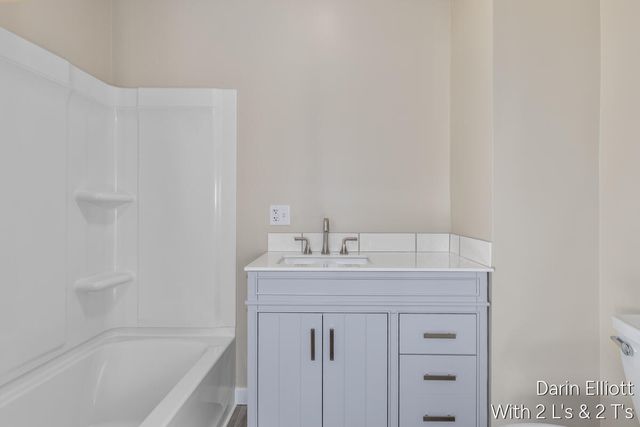 720 W Lincoln Avenue, Ionia, MI 48846