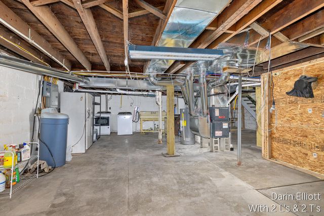 720 W Lincoln Avenue, Ionia, MI 48846