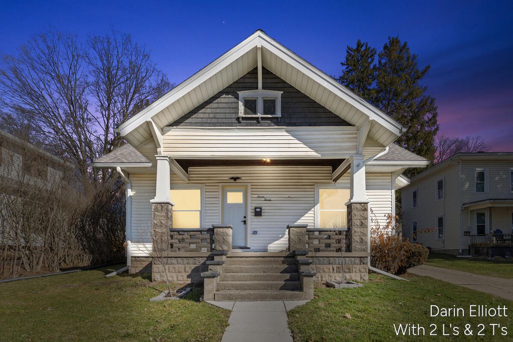 720 W Lincoln Avenue, Ionia, MI 48846