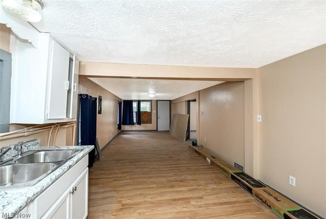 916 Abington Road, Akron, OH 44312