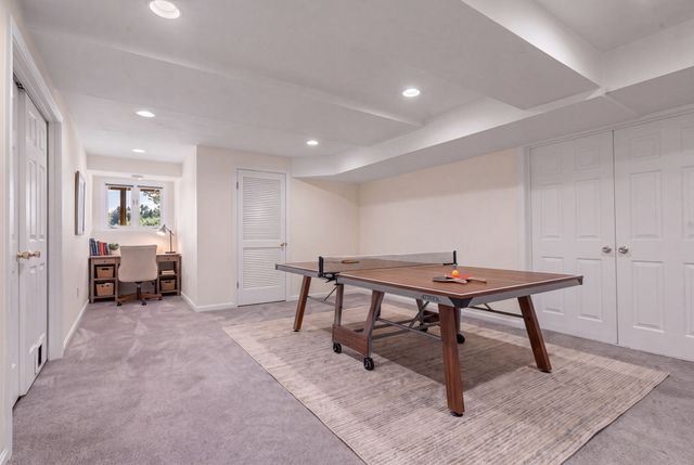 267 Concord Rd, Wayland, MA 01778