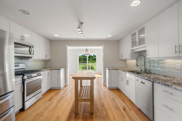 267 Concord Rd, Wayland, MA 01778