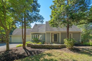267 Concord Rd, Wayland, MA 01778