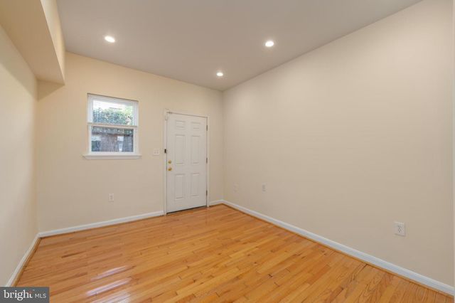 18 MADEIRA ST N, Baltimore, MD 21231