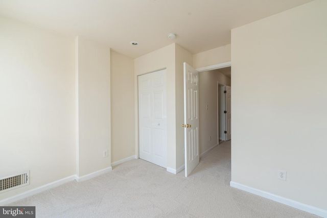 18 MADEIRA ST N, Baltimore, MD 21231