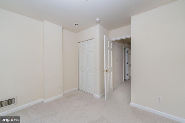 18 MADEIRA ST N, Baltimore, MD 21231