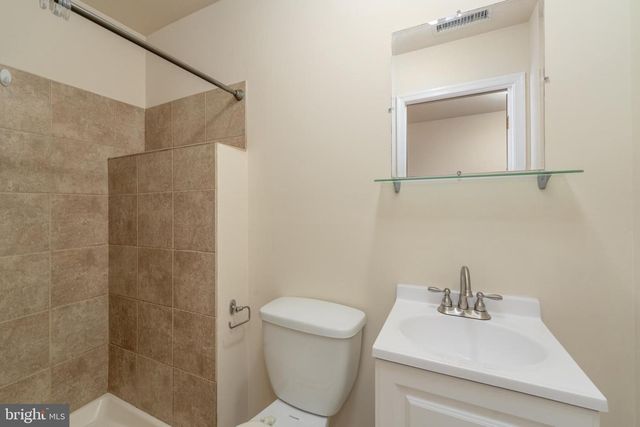 18 MADEIRA ST N, Baltimore, MD 21231