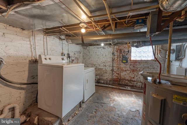 18 MADEIRA ST N, Baltimore, MD 21231