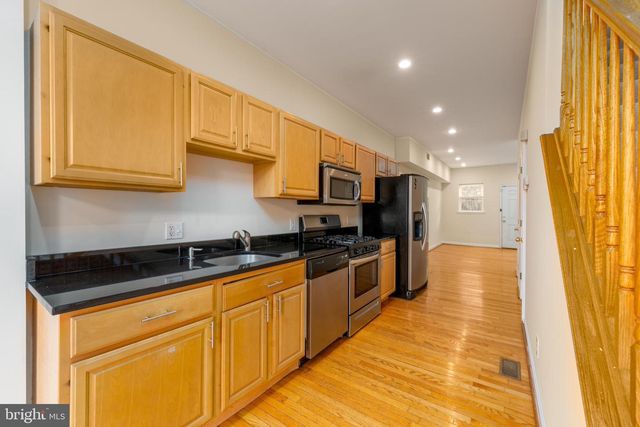 18 MADEIRA ST N, Baltimore, MD 21231