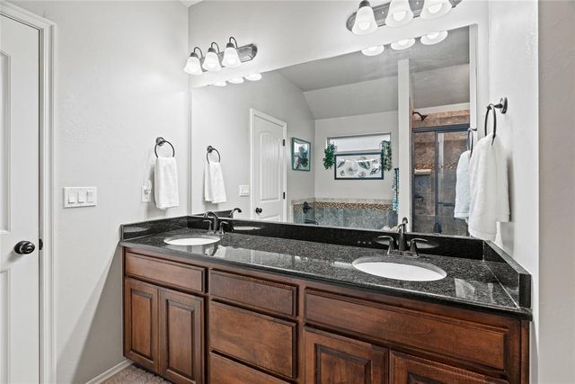 7324 Ridge Manor Lane, Oklahoma City, OK 73150