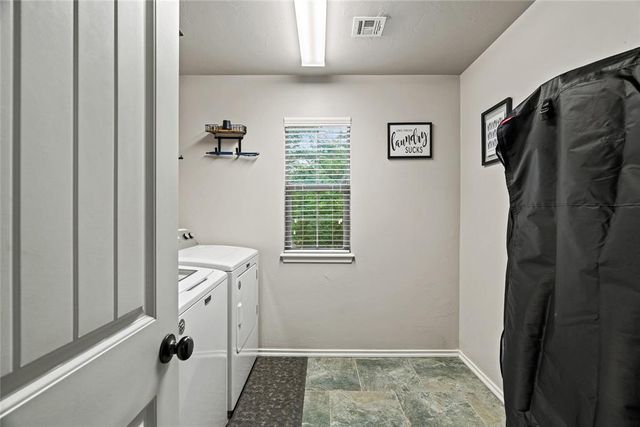 7324 Ridge Manor Lane, Oklahoma City, OK 73150