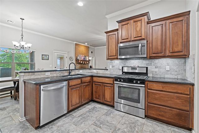 7324 Ridge Manor Lane, Oklahoma City, OK 73150