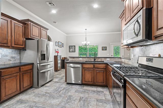 7324 Ridge Manor Lane, Oklahoma City, OK 73150