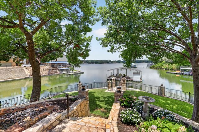 7917 Club Court, Fort Worth, TX 76179