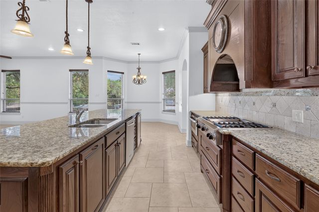 7917 Club Court, Fort Worth, TX 76179