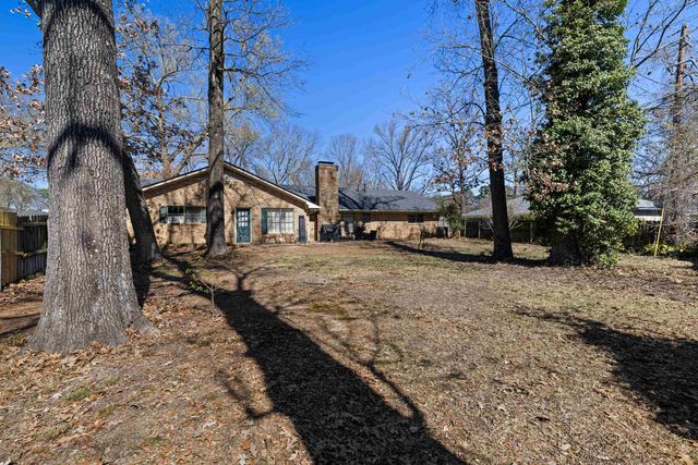 1200 Maywood Dr, Longview, TX 75604