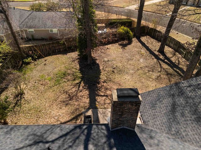 1200 Maywood Dr, Longview, TX 75604