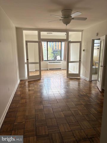 1 SCOTT CIR NW #203, Washington, DC 20036