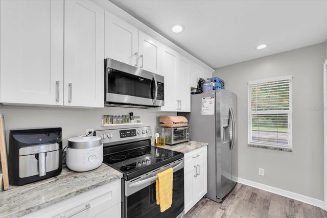 9404 COOPERVILLE COURT, Tampa, FL 33635