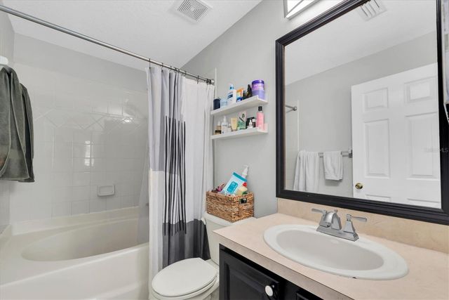 9404 COOPERVILLE COURT, Tampa, FL 33635