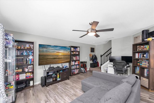9404 COOPERVILLE COURT, Tampa, FL 33635