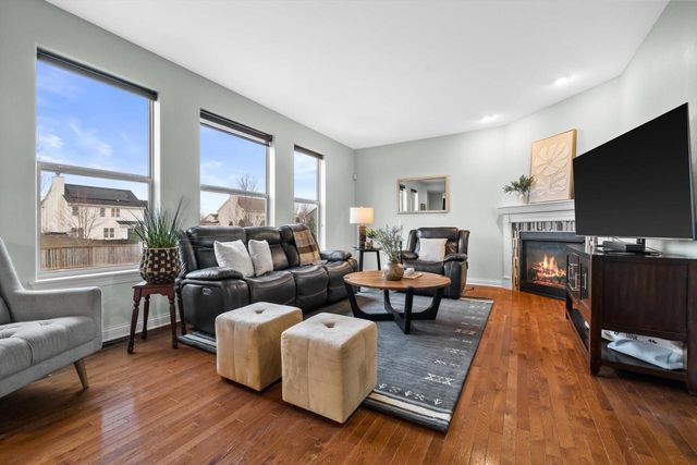 609 Calvin LANE, Mount Pleasant, WI 53406