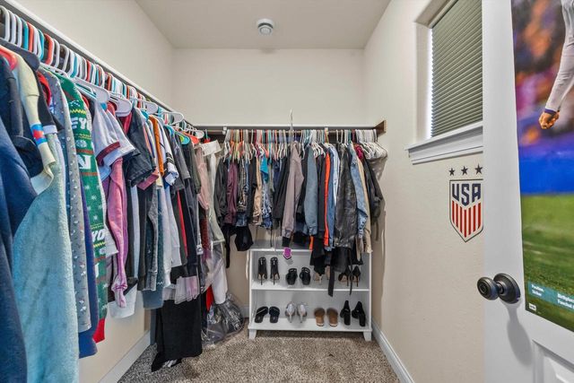 609 Calvin LANE, Mount Pleasant, WI 53406