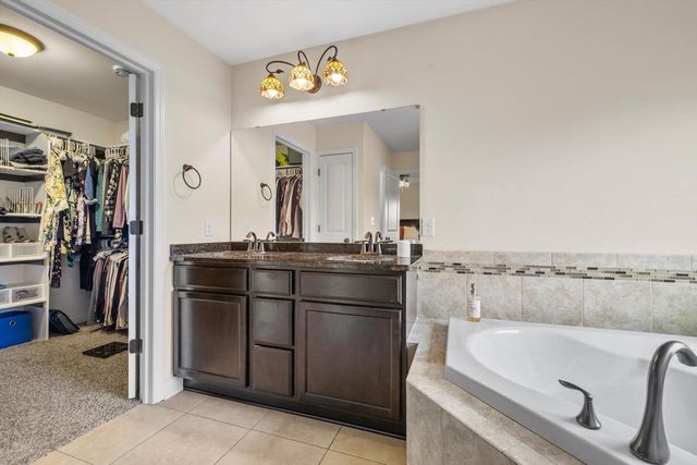 609 Calvin LANE, Mount Pleasant, WI 53406