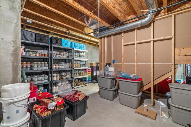 609 Calvin LANE, Mount Pleasant, WI 53406