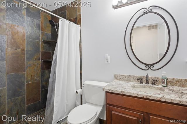 24018 Lynwood Drive, Novi, MI 48374