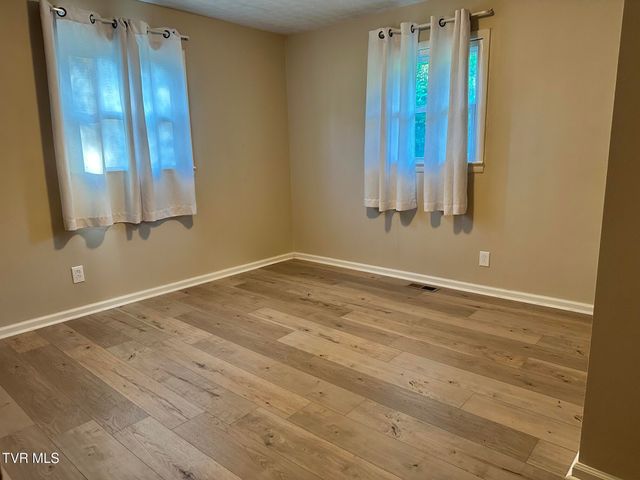 107 Old Hwy 66, Rogersville, TN 37857