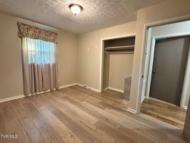 107 Old Hwy 66, Rogersville, TN 37857