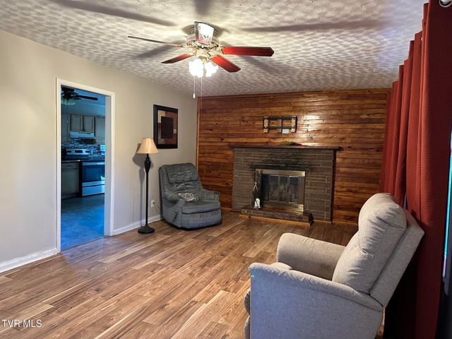 107 Old Hwy 66, Rogersville, TN 37857