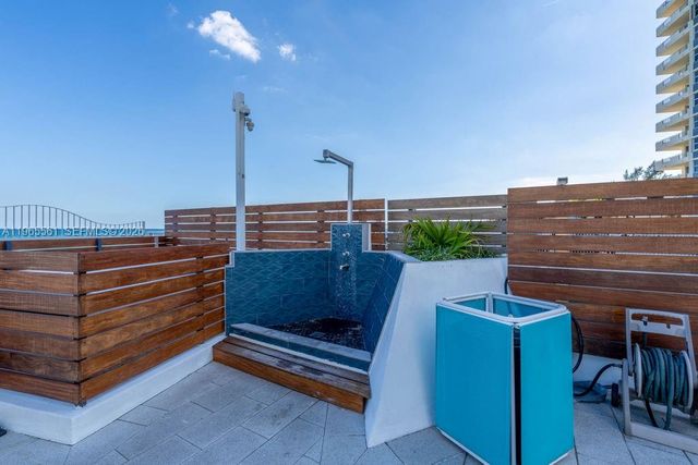 3140 S Ocean Dr PH7, Hallandale Beach, FL 33009