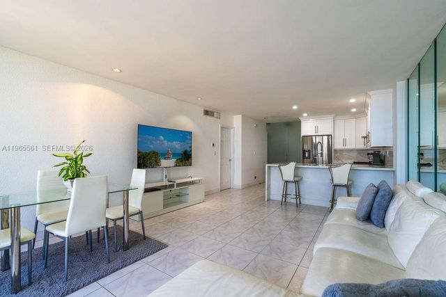 3140 S Ocean Dr PH7, Hallandale Beach, FL 33009