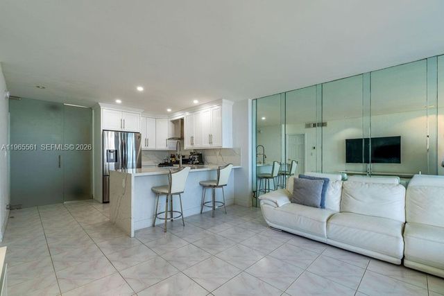 3140 S Ocean Dr PH7, Hallandale Beach, FL 33009