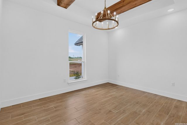 105 Hidden Path, Floresville, TX 78114