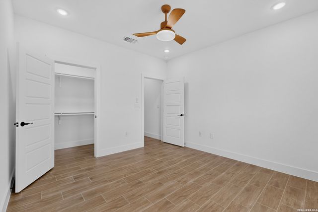 105 Hidden Path, Floresville, TX 78114