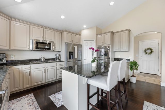 15079 S HUNT HARDER DR, Herriman, UT 84096