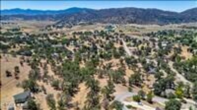 24590 Deertrail Drive, Tehachapi, CA 93561
