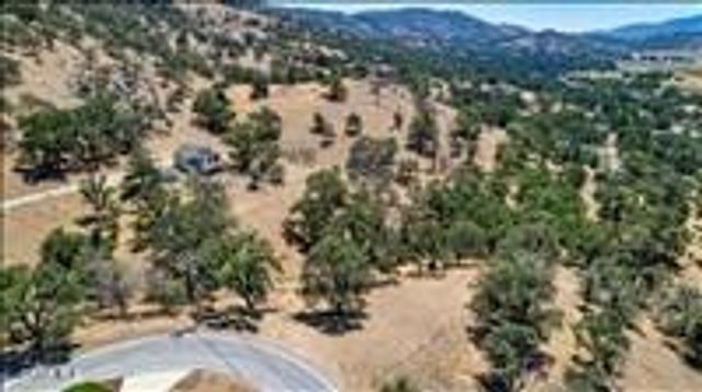 24590 Deertrail Drive, Tehachapi, CA 93561