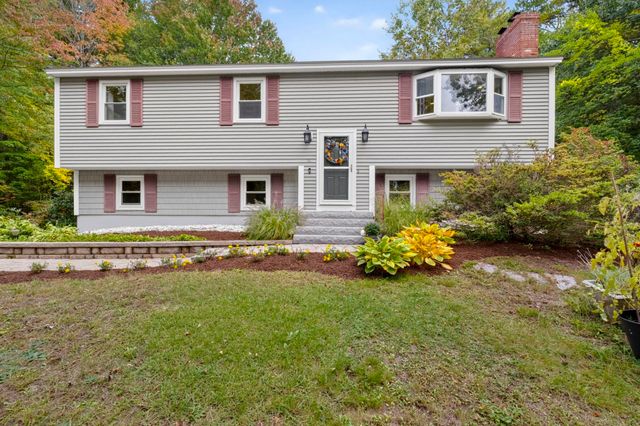 36 Noyes Road, Londonderry, NH 03053