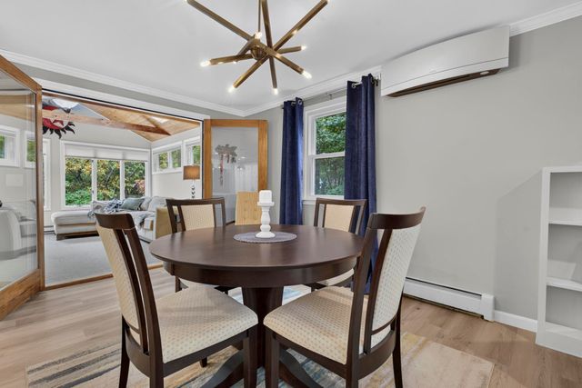 36 Noyes Road, Londonderry, NH 03053