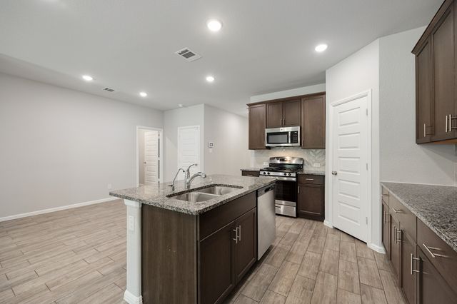 716 Big Bend Parkway, Princeton, TX 75407