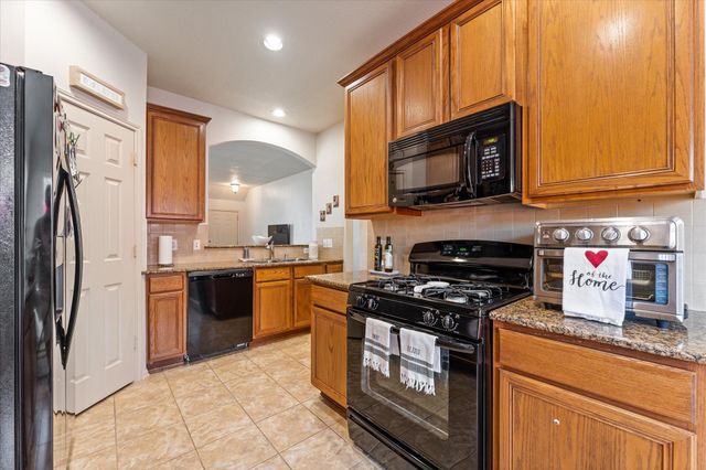 12943 Palm Leaf Court, Houston, TX 77044
